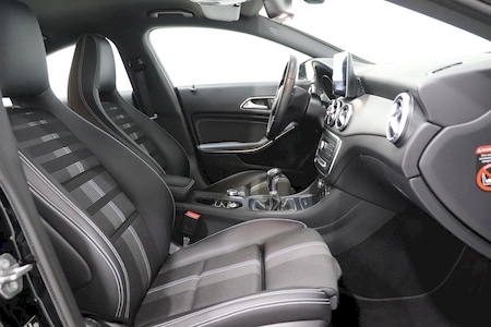 MERCEDES CLA 180 D SENSATION BV6  ******* 2 EME MAIN AVEC SEULEMENT 57245 KMS !!! **********